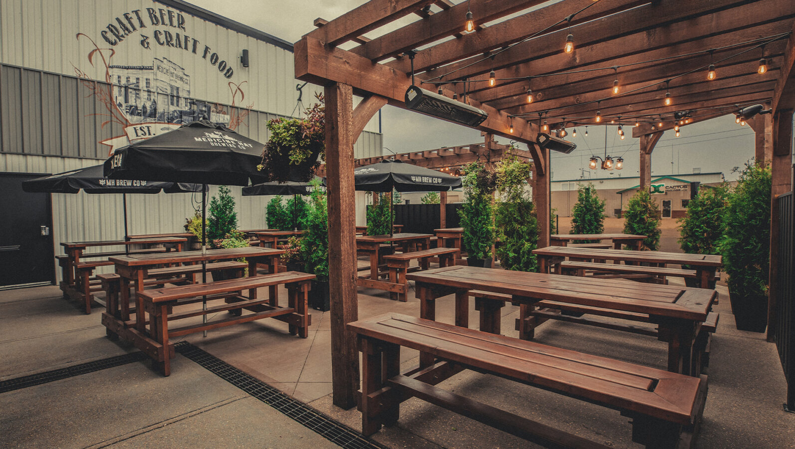 Medicine Hat Brewing Company Eat and Drink